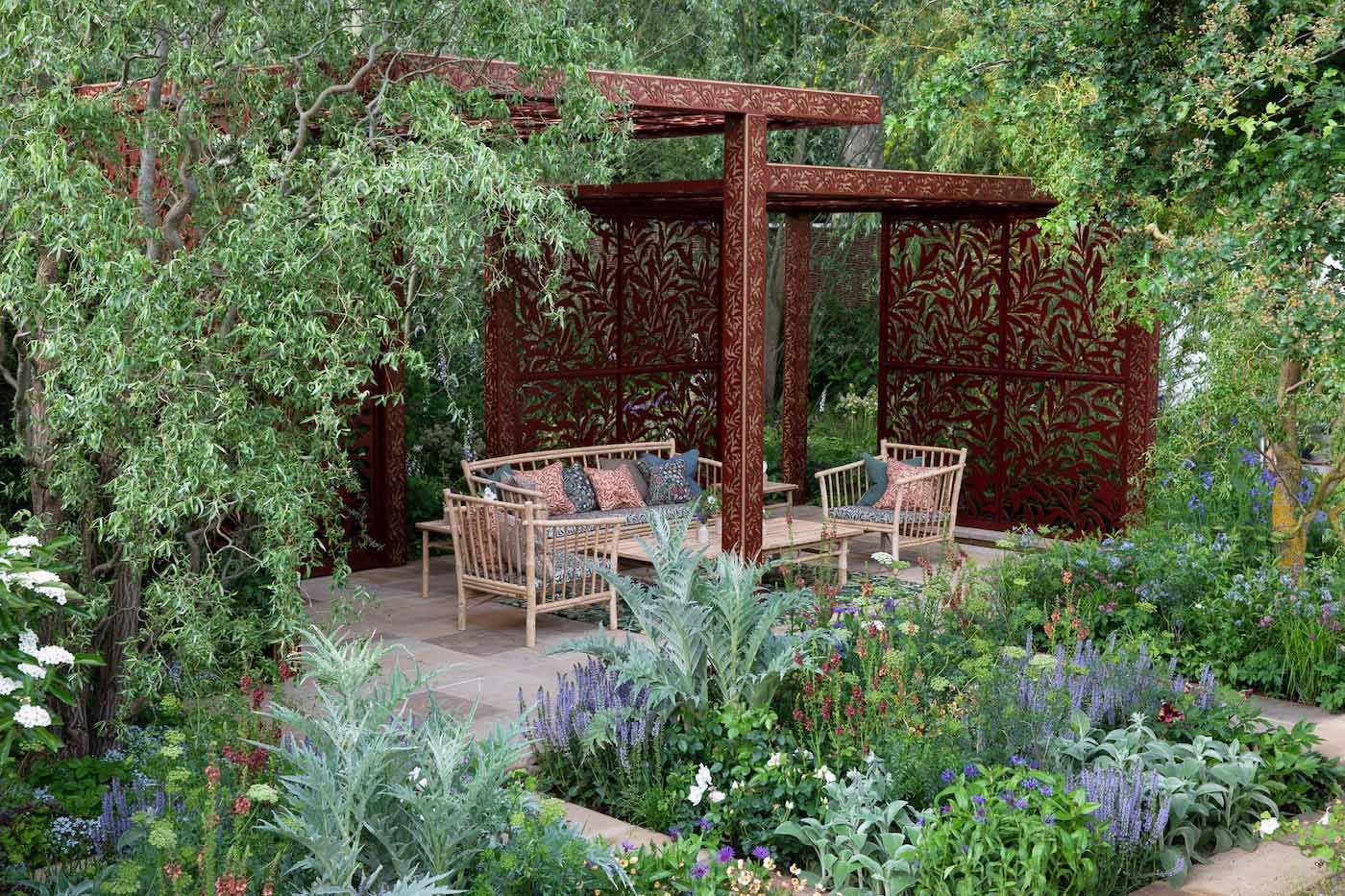 Garden Design Gold Award Winner: Morris & Co. Garden